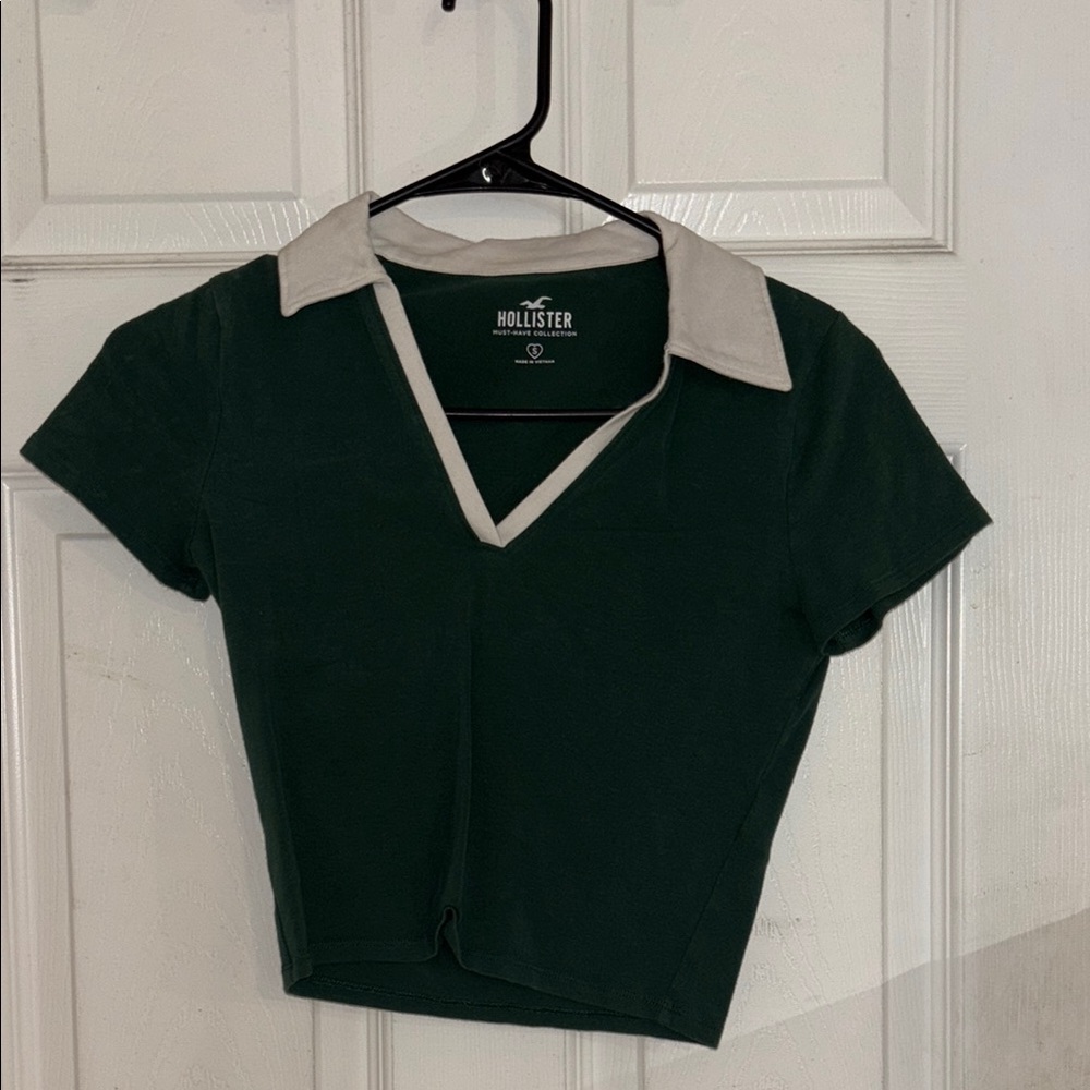Hollister Green Polo Crop Blouse
